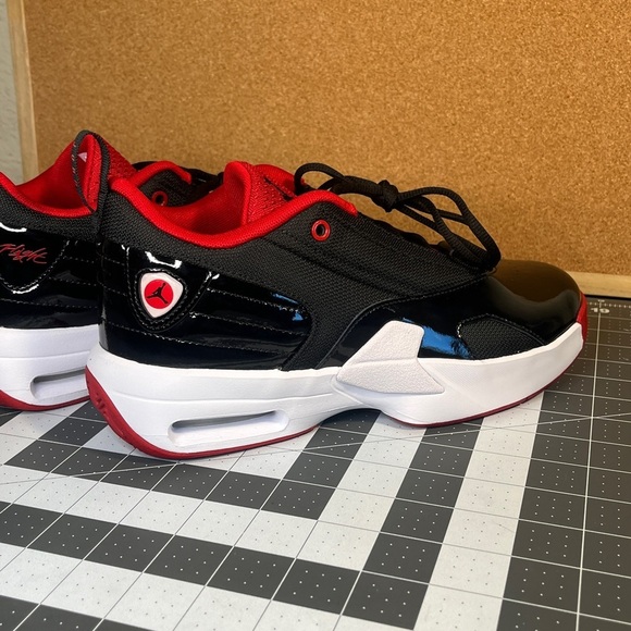 Jordan 
'MAX AURA 6'
Brand new
NWOT - Picture 11 of 15